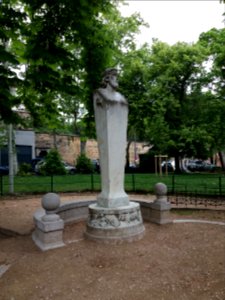 Lyon 1er - Jardin des Chartreux, buste de Pierre Dupont (1)