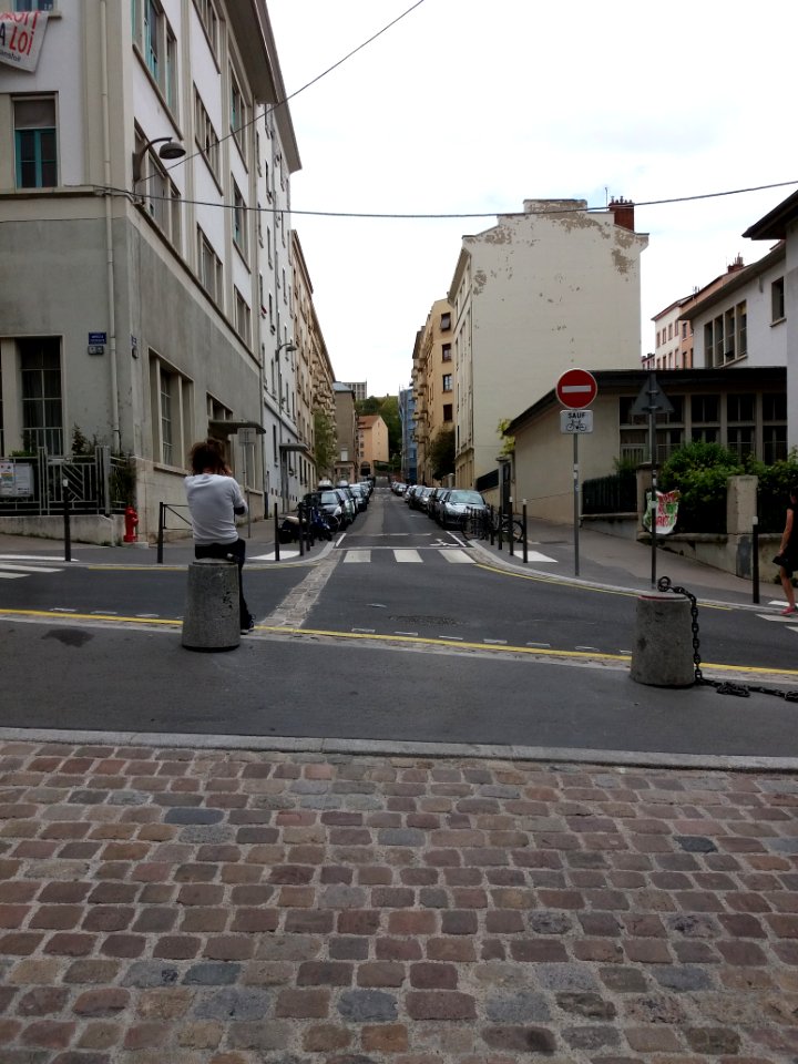 Lyon 1er - Rue Ornano, côté nord en traversant l'impasse Flesselles