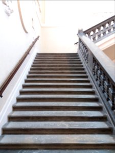 Lyon 1er - Palais Saint-Pierre, escalier d'honneur des Dames de Saint-Pierre, deuxième volée depuis le premier palier