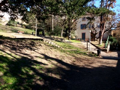 Lyon 1er - Parc Sutter, bas, avec la crèche
