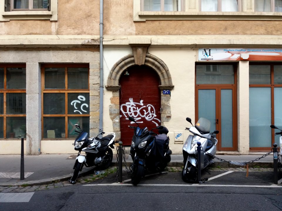 Lyon 1er - Rue Neyret, porte au numéro 37