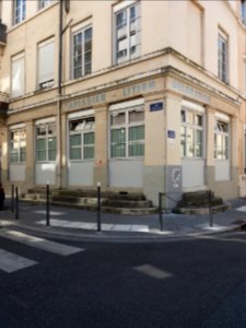 Lyon 1er - Rue Saint François d'Assise, ancien tapissier litier à l'angle de la rue de Crimée