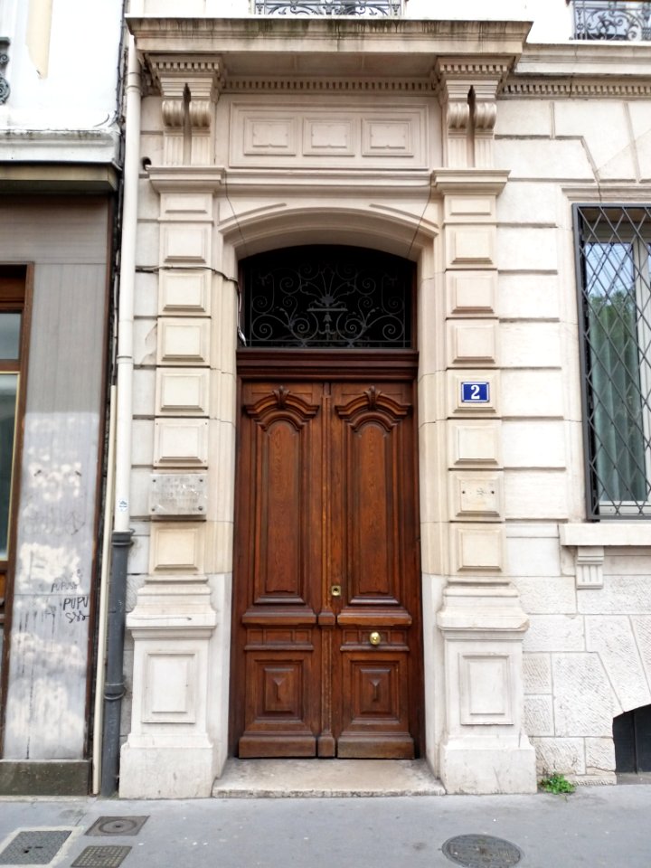 Lyon 1er - Rue du Jardin des Plantes, porte au numéro 2