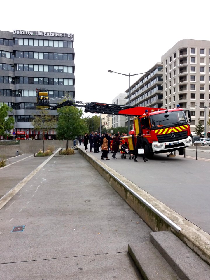 Lyon 2e - Cours Charlemagne, exercice des pompiers (1)