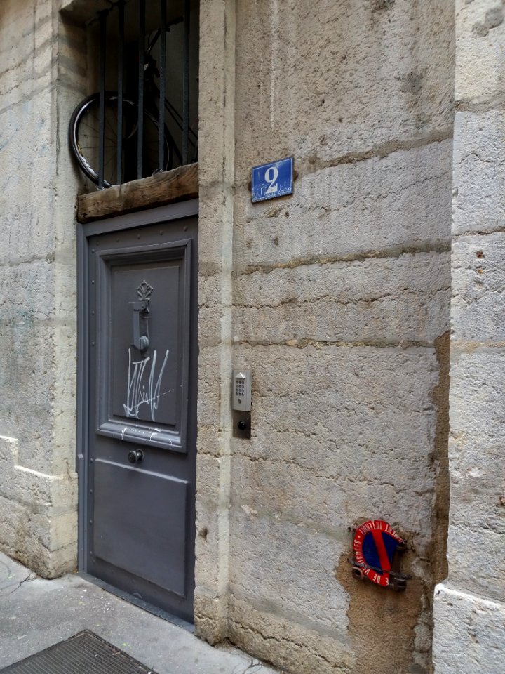 Lyon 1er - Rue Pierre Blanc, porte au numéro 2