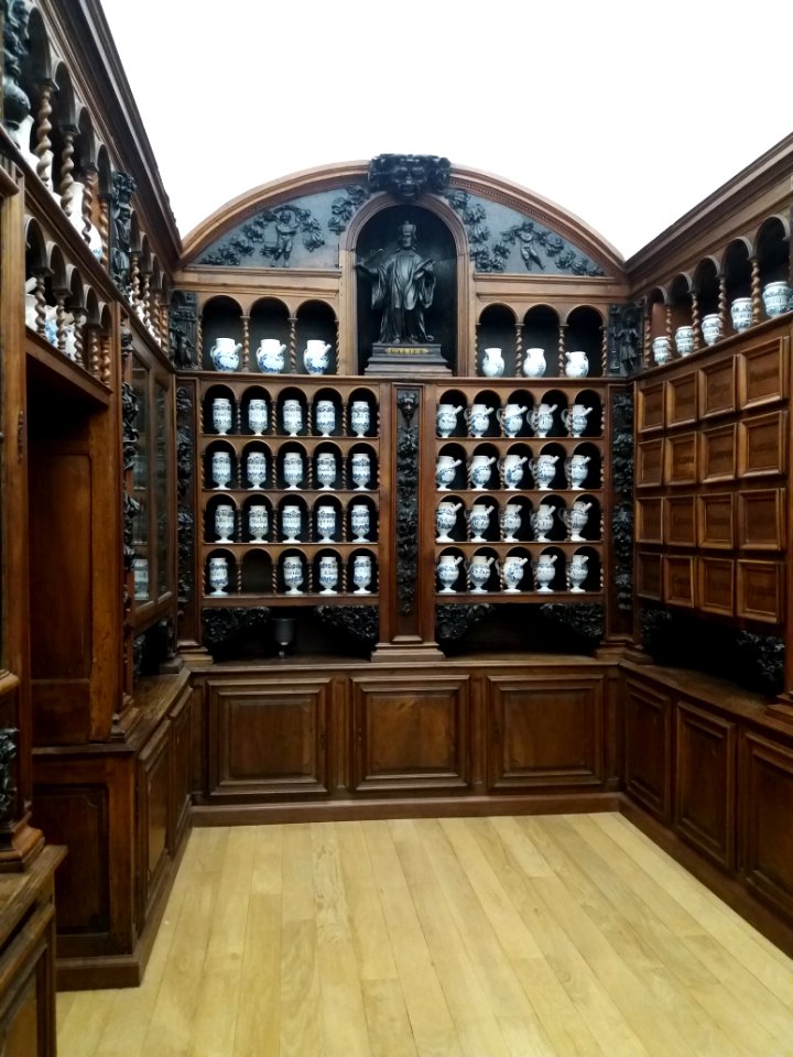 Lyon 2e - Hôtel-Dieu de Lyon - Apothicairerie de l'hôpital de la Charité 01