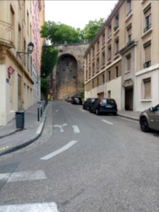 Lyon 1er - Rue Philibert Delorme, depuis la rue des Fantasques