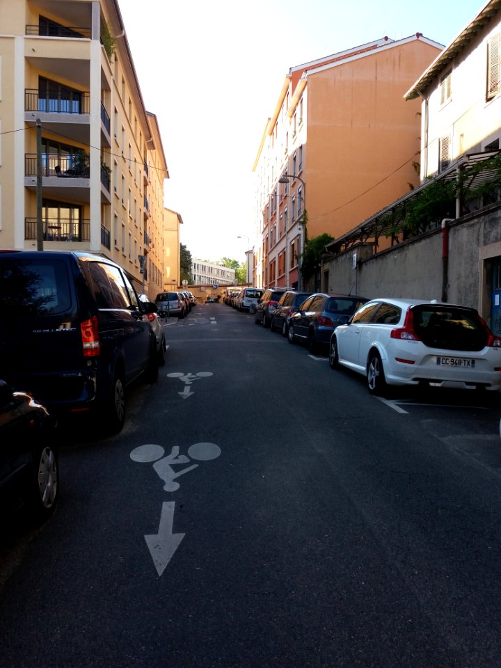 Lyon 1er - Rue Philippe Gonnard, vers le nord arrivant rue Duroc