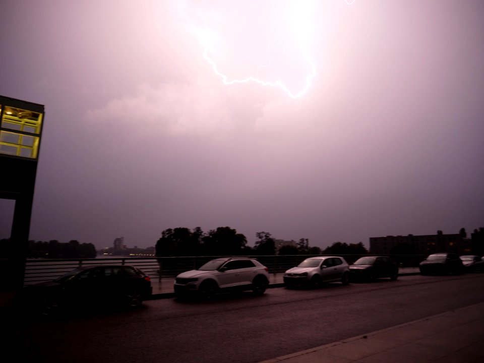 Lightning at thunderstorm from Spandauer-See-Brücke 19