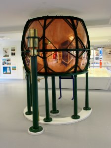 Lighthouse-mirrors glass pic46