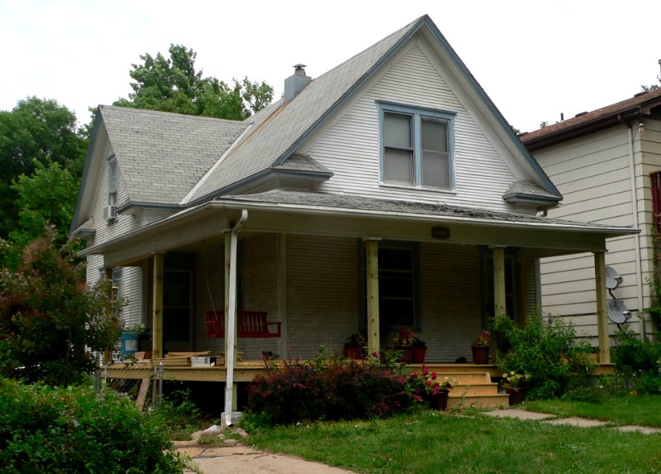 Lincoln, Nebraska 5210 Leighton Ave