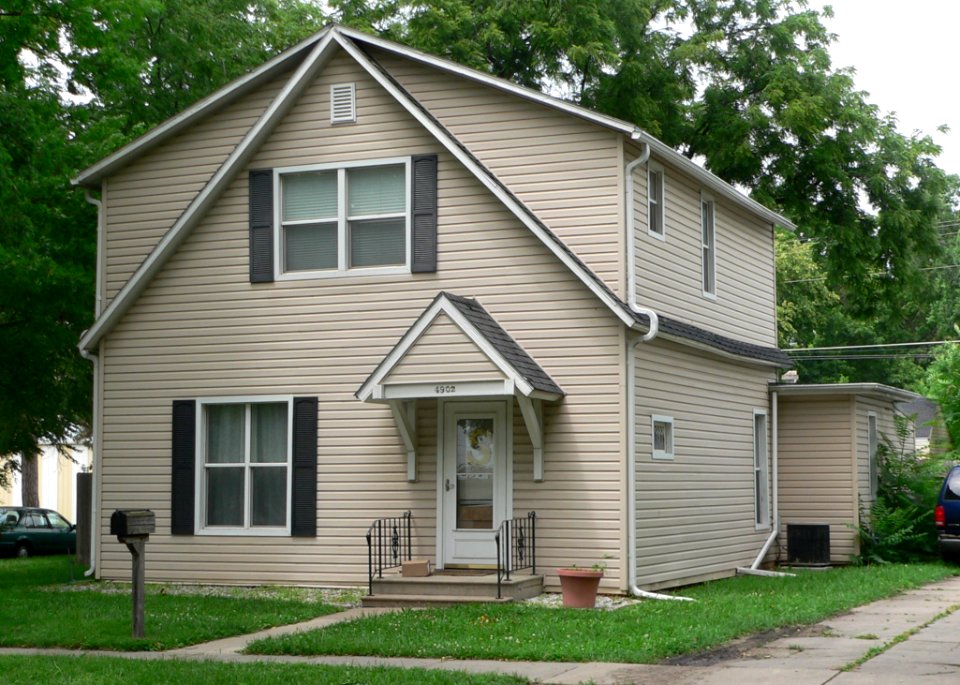 Lincoln, Nebraska 4902 Leighton Ave