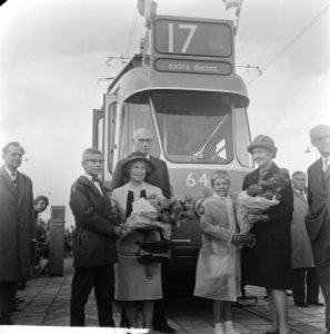 Lijn 17 rijdt door Osdorp, Bestanddeelnr 914-2802
