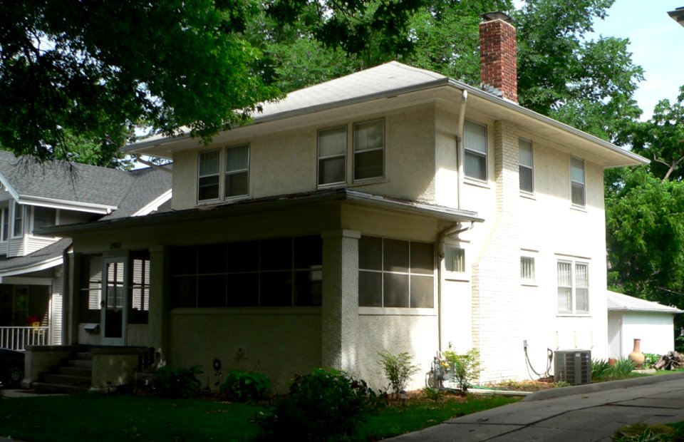 Lincoln, Nebraska 2952 Plymouth Ave