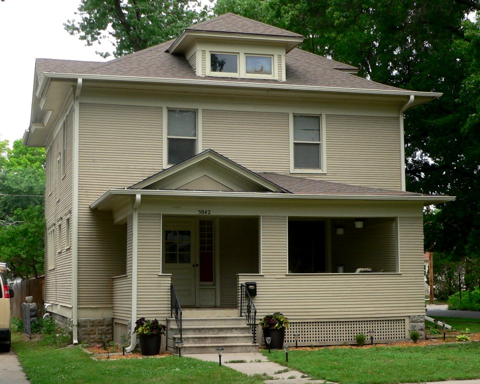 Lincoln, Nebraska 5042 Leighton Ave