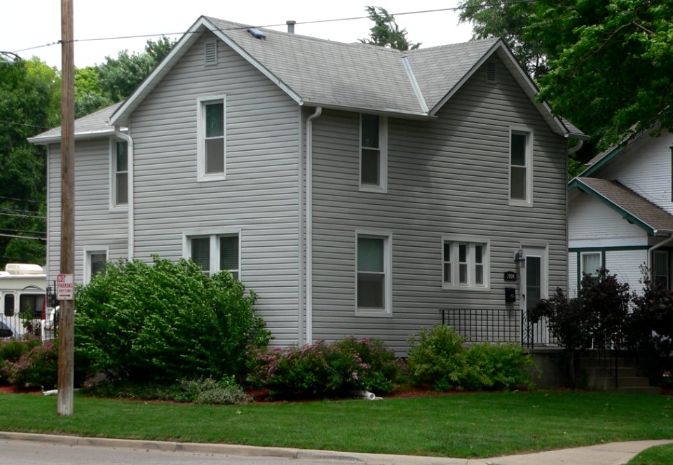 Lincoln, Nebraska 5004 Leighton Ave