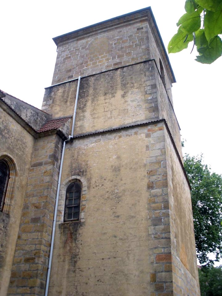 Limpias - Iglesia de San Pedro de Rucoba o Santuario del Cristo de la Agonia (Santo Cristo de Limpias) 8