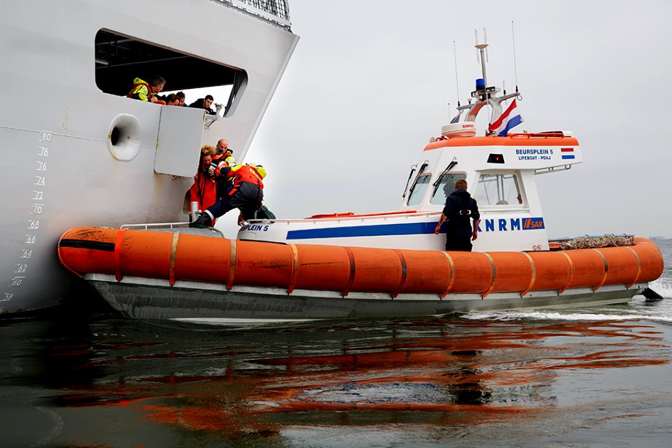 Lifeboat KNRM Beursplein 5