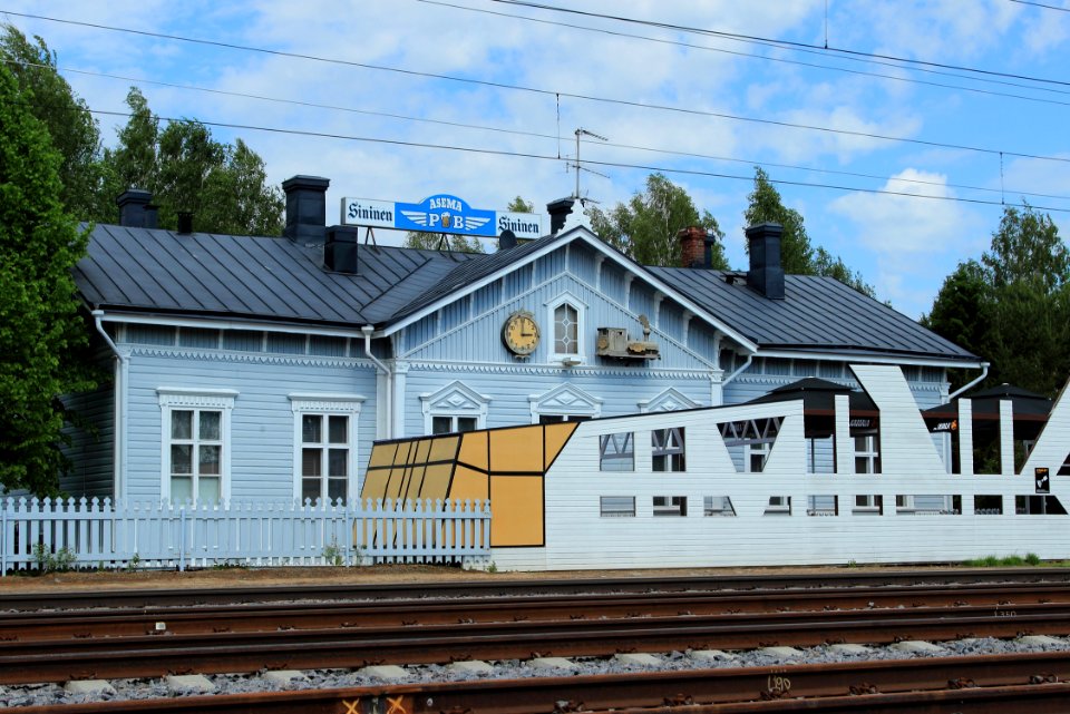Liminka Railway Station 20150622 01