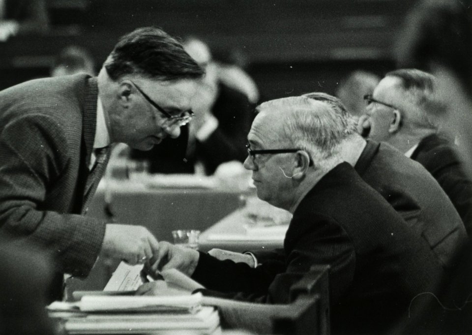 Liemt van, W. Knape. NL-HlmNHA 5400463671