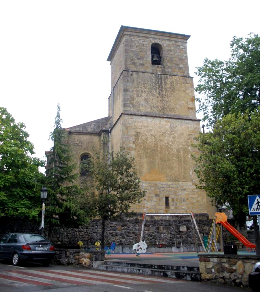 Limpias - Iglesia de San Pedro de Rucoba o Santuario del Cristo de la Agonia (Santo Cristo de Limpias) 1