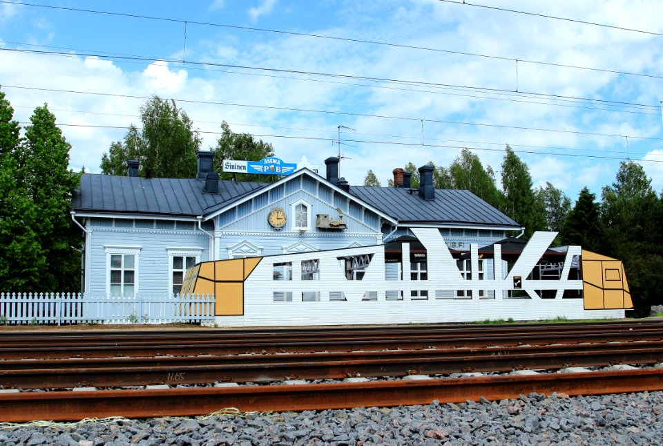 Liminka Railway Station 20150622 02