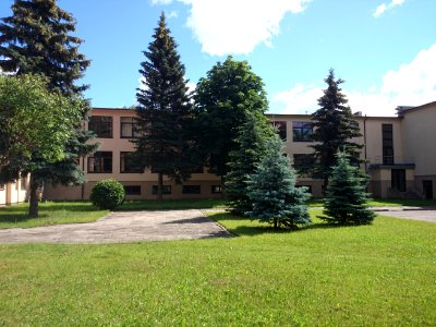 Lietavos pagrindinė mokykla (kt. pusė)