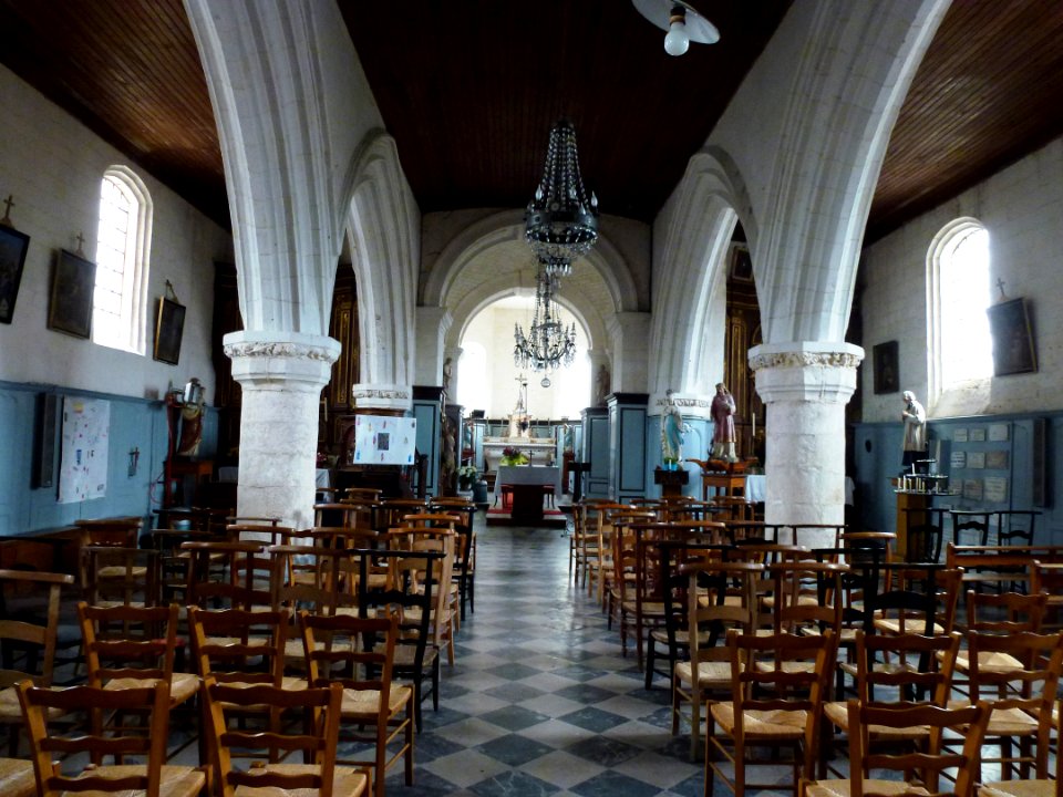 Liettres (Pas-de-Calais) église Saint-Pierre intérieur