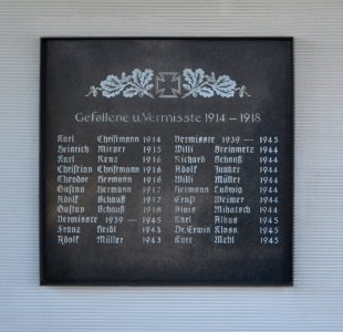 Limbach, Friedhof, Trauerhalle, Gefallene WK I