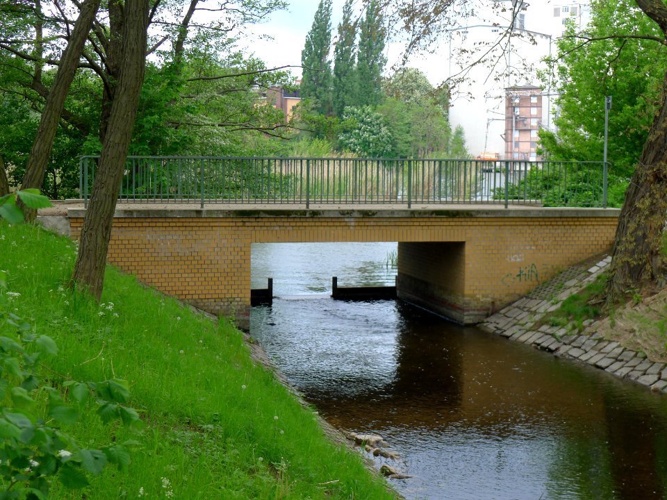 Lilli-Palmer-Promenadenbrücke (Berlin-Haselhorst)