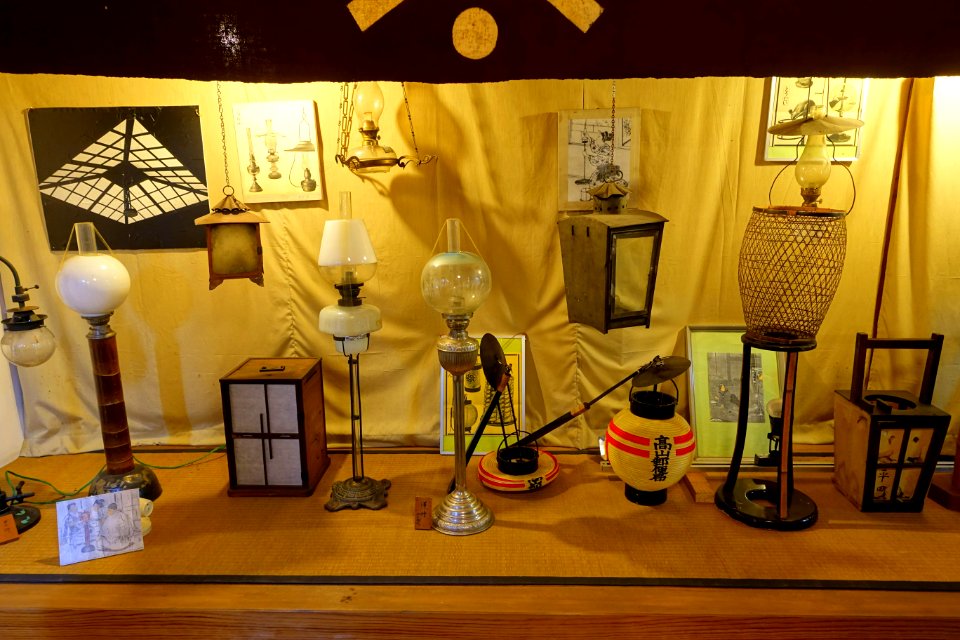 Lights and lanterns - Hirata Folk Art Museum - Takayama, Gifu, Japan - DSC06811