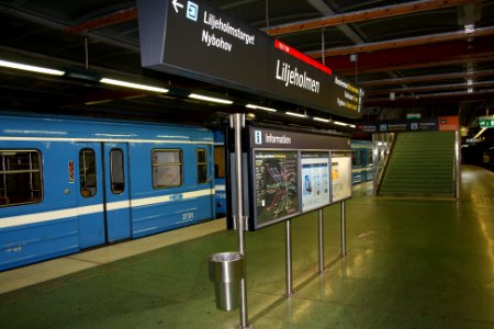 Liljeholmen tunnelbanan juli 2016 - bild 7