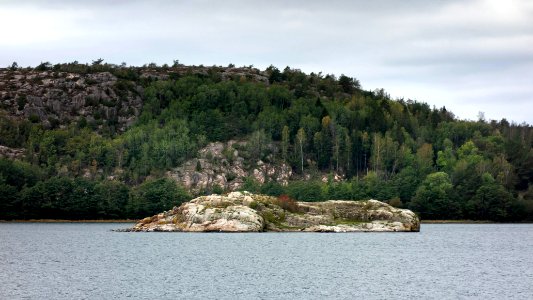Lilla Välsten island in the middle of Brofjorden