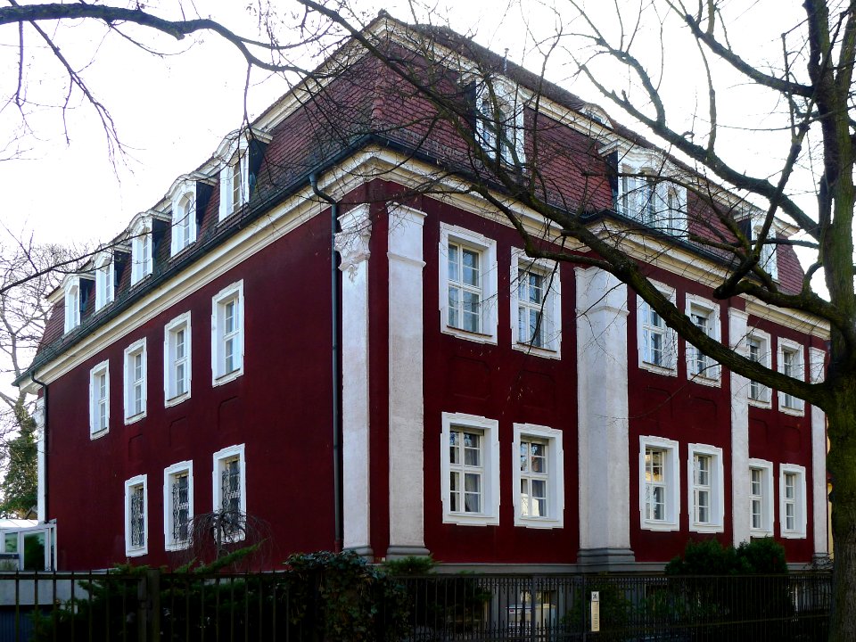 Lindenallee 35 (Berlin-Westend)