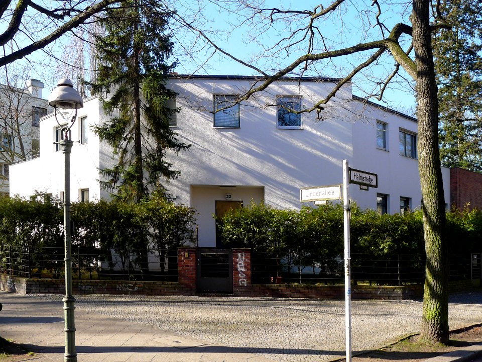 Lindenallee 22 (Berlin-Westend)