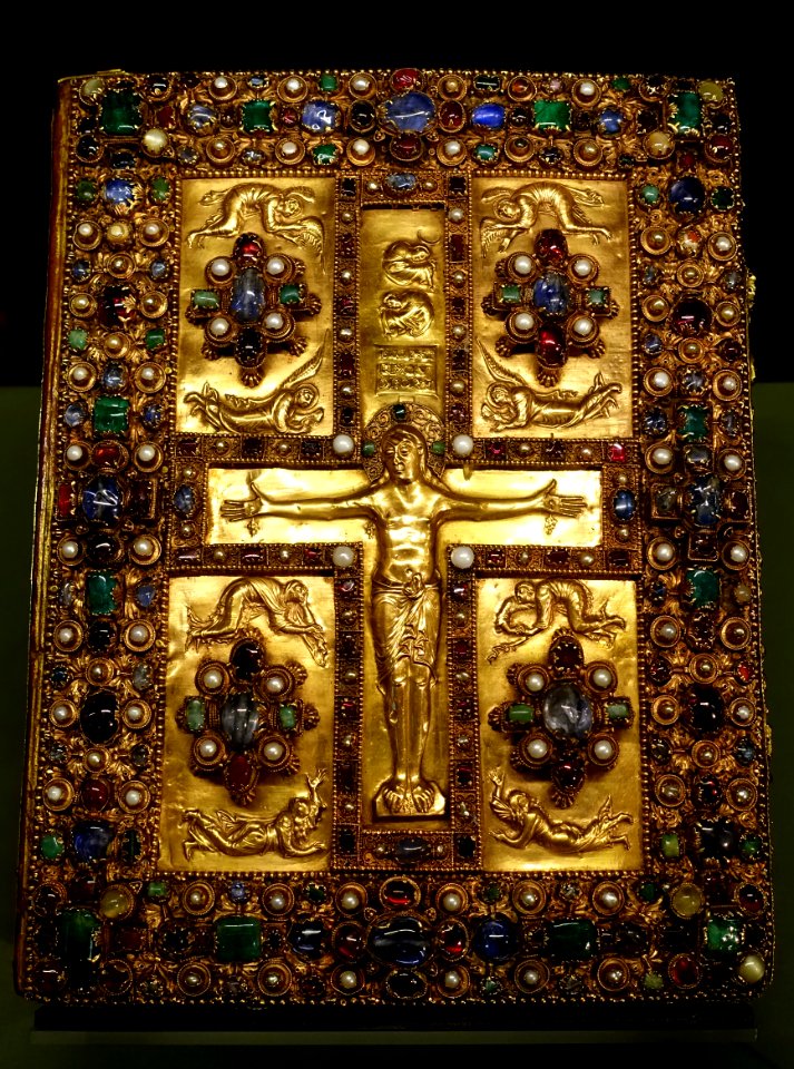 Lindau Gospels, jeweled cover, France, workshop of Charles the Bald, c. 870-880 AD, for a gospel book in Latin, Switzerland, St. Gall, late 800s AD - Morgan Library & Museum - New York City - DSC06591