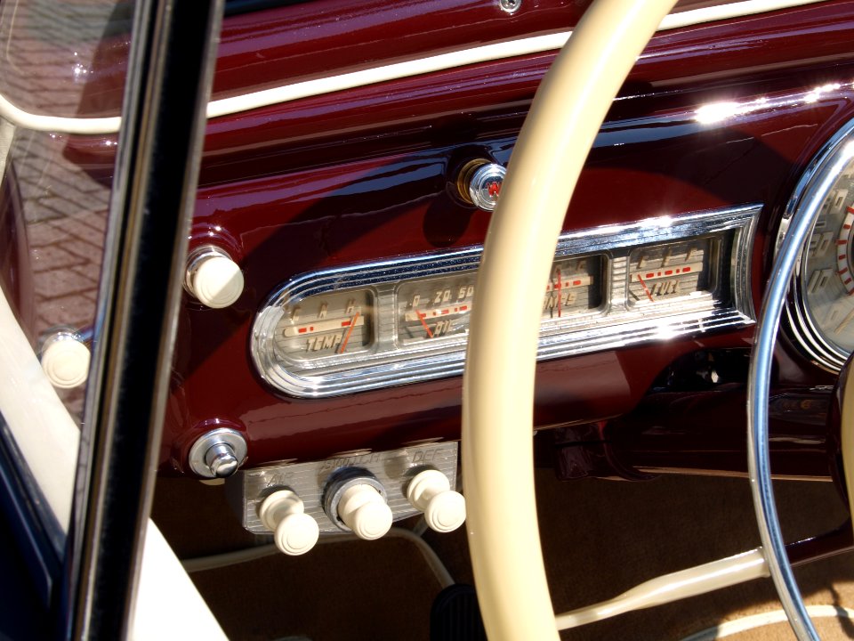 Lincoln Continental Cabriolet photo-54
