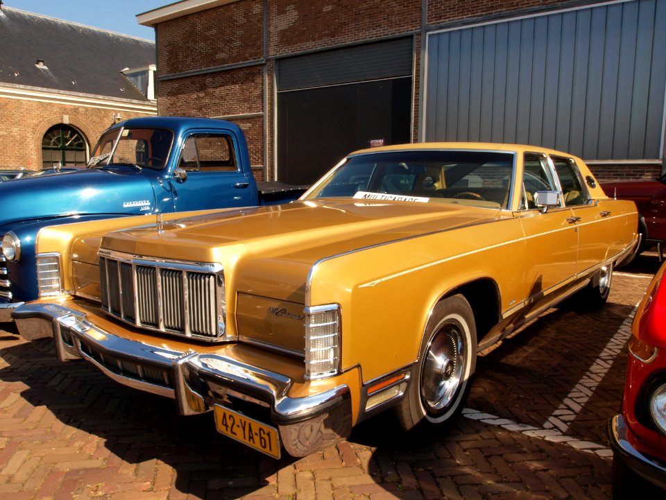 Lincoln Continental (1972), Dutch licence registration 42-YA-61 pic1