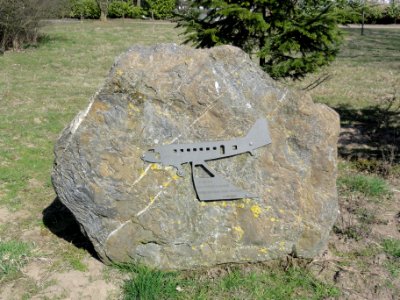 Linden (Cuijk, N-Br, NL) war memorial air plane crash