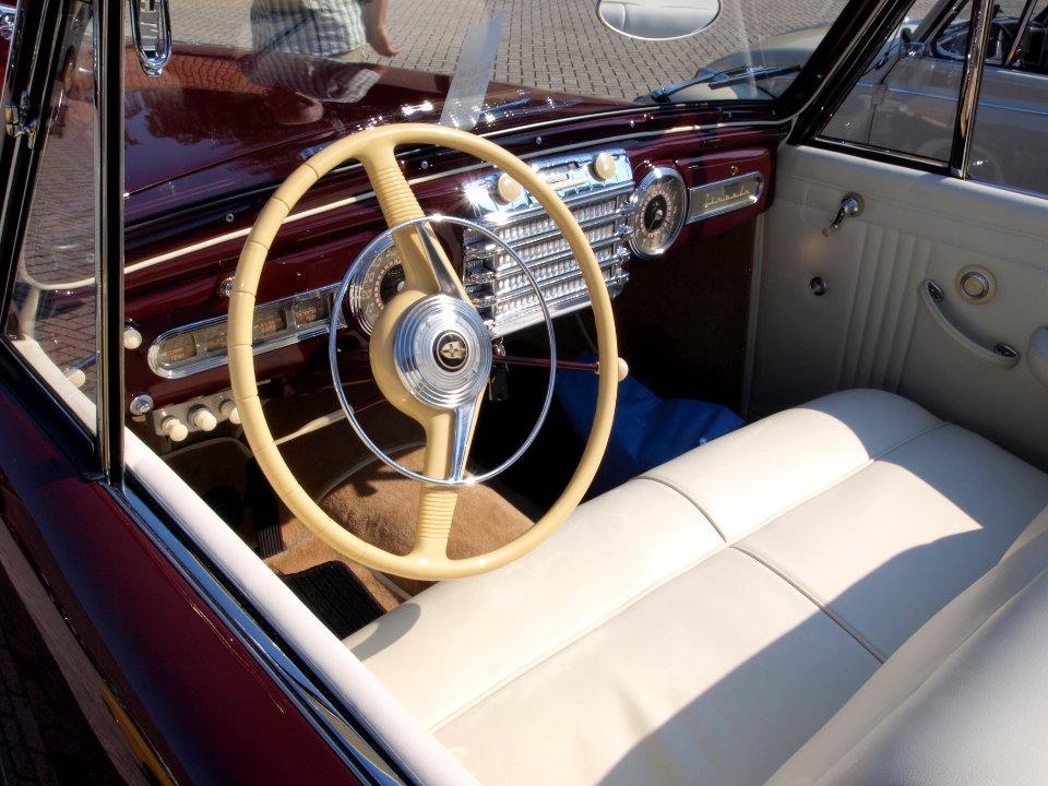 Lincoln Continental Cabriolet photo-70