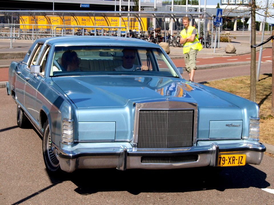 Lincoln Continental 79-XR-JZ pic3