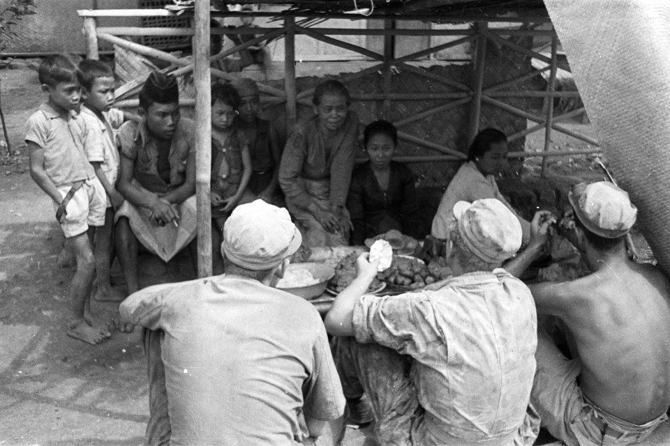 Linggadjati. Het bergoord boven Cheribon, waar de Republikeinse Indonesiër tot s, Bestanddeelnr 315-5-1