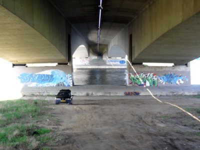 Linden (Cuijk, N-Br) - Heumen (Gld) graffiti, bridge of A73 over Meuse river