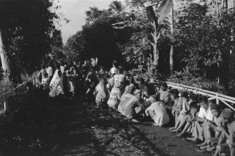 Linggadjati De rondzwervende TNI-benden, die de order Staakt het vuren met vo, Bestanddeelnr 361-2-5