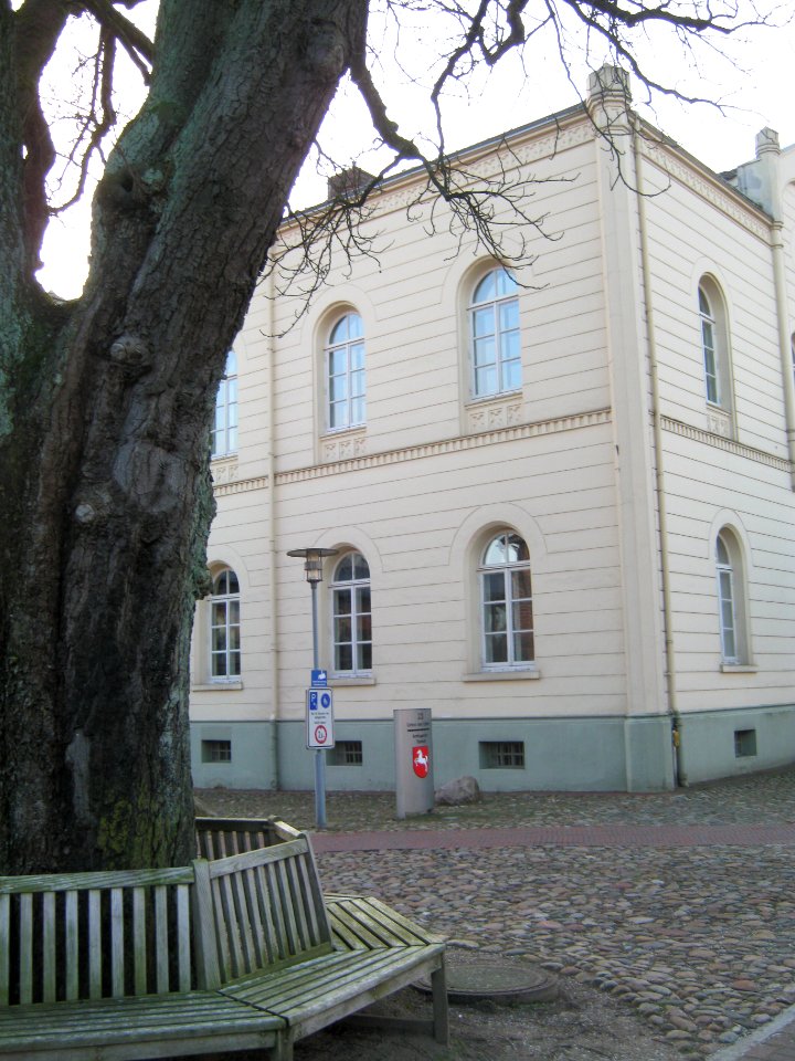 Linde und Amtsgericht Tostedt