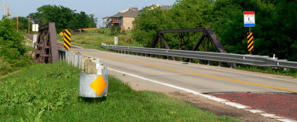 Lincoln Highway - Omaha bridge from NW 1