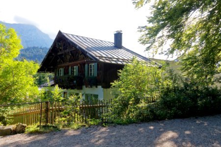 Linderhof Gärtnerhaus bjs190903-01