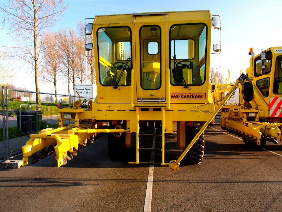 Lindsay transportation solutions, QuickChange Moveable Barrier (QMB), pic3