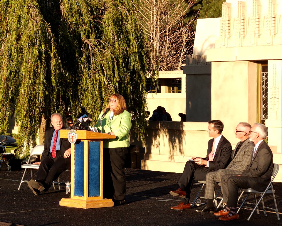 Linda Dishman speaking at Hollyhock House re-opening 2015-02-13