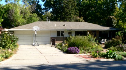 Lincoln, Nebraska 1830 Broadmoore Dr